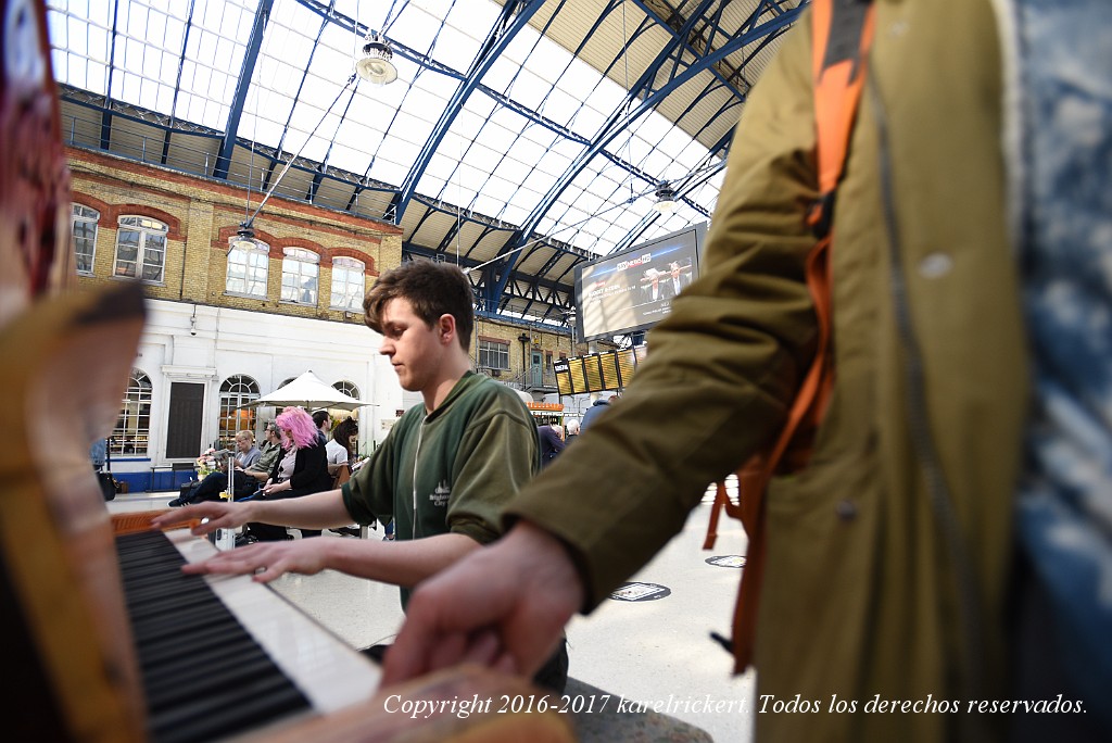 Tipping at Brighton Railway Station.