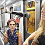 .  Valeria Curci: Vocal and Cajon. Belén Conte: Vocal and Guitar. : Fotos Subte 37 20 Ene 2017