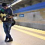 Inside Hendrix.  Jonás Cardozo: Vocal and Guitar. : Fotos subte 32 5 Ene 2017